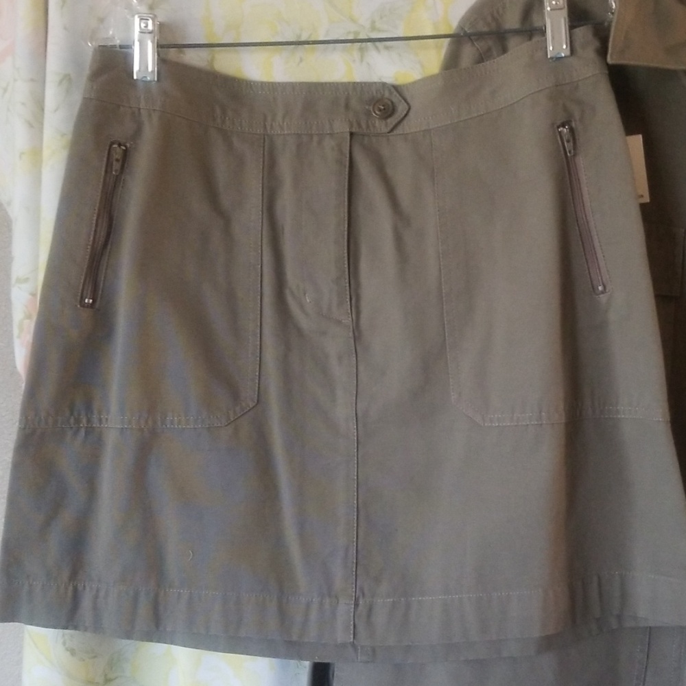2pc DKNY skirt & jacket